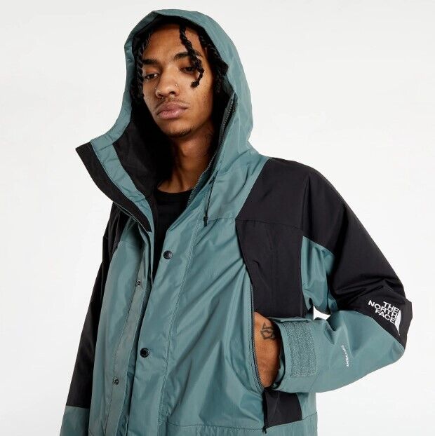 The North Face Men’s Mountain Light DryVent Insulated Jacket / Green / RRP £225