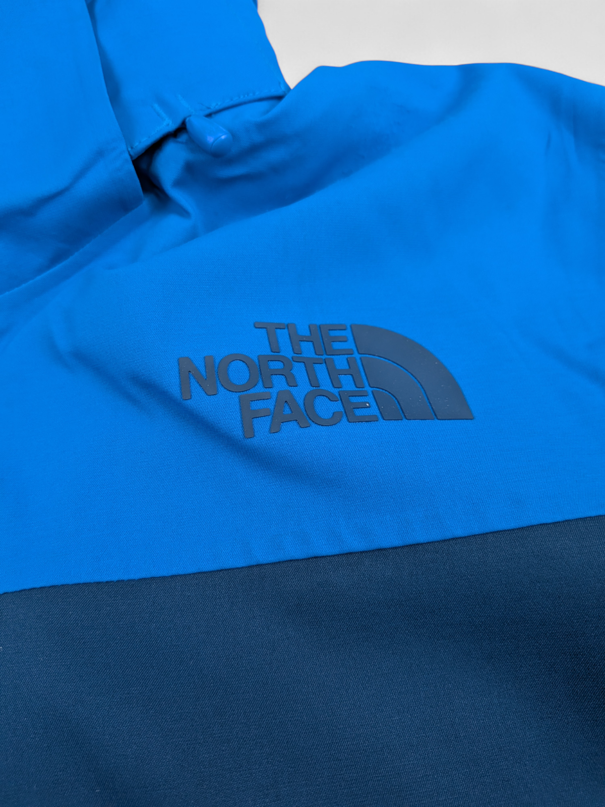 The North Face Mens Chakal Jacket / Dark Blue - Blue / RRP £340