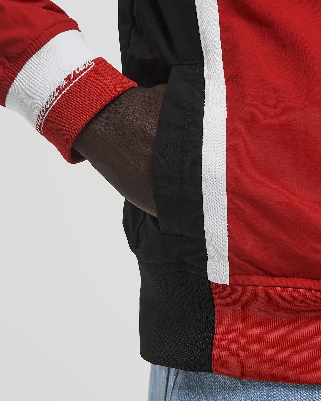 Mitchell and Ness Chicago Bulls Retro Warm Up Jacket / Red Black / RRP £275