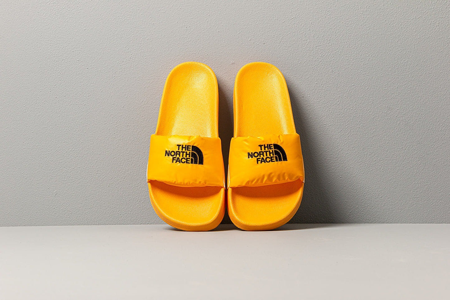The North Face Womens Nuptse Slide / TNF Yellow/TNF Black / RRP £35