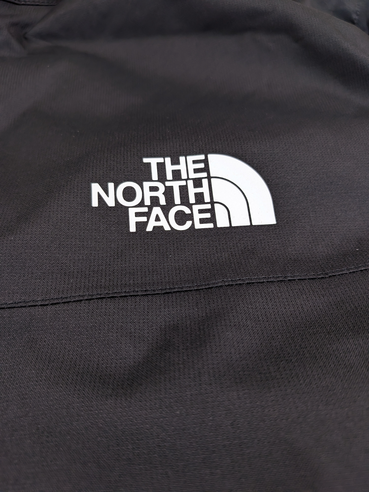 The North Face Mens Mountain Quest Jacket / Black / RRP £115
