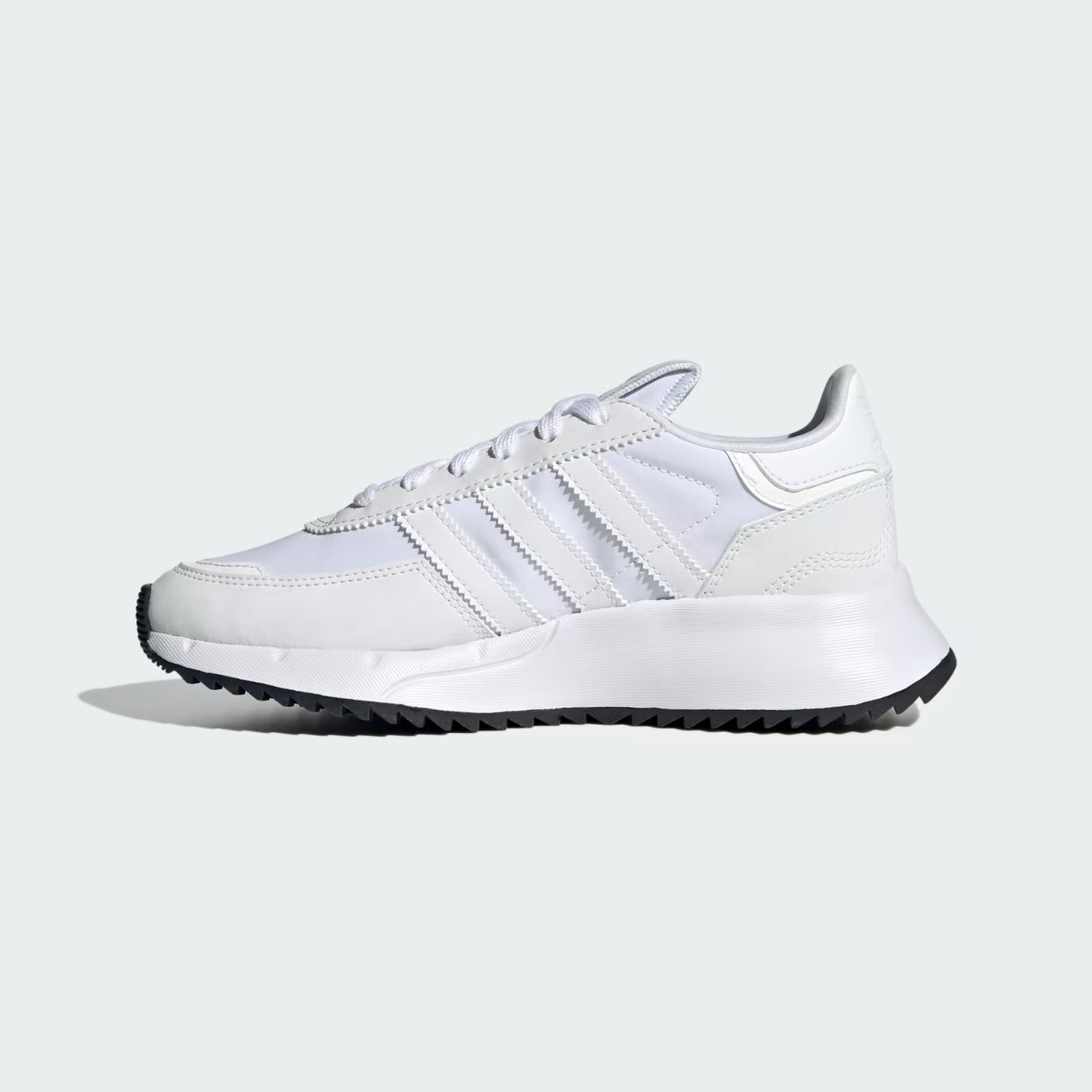 Adidas KIds / RETROPY F2 JC Trainers / BNIB / White / RRP £65