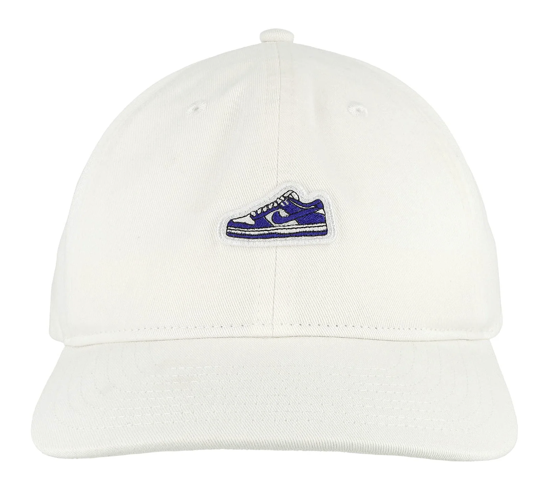 Nike Club Unstructured Dunk Patch Cap / White / RRP £30