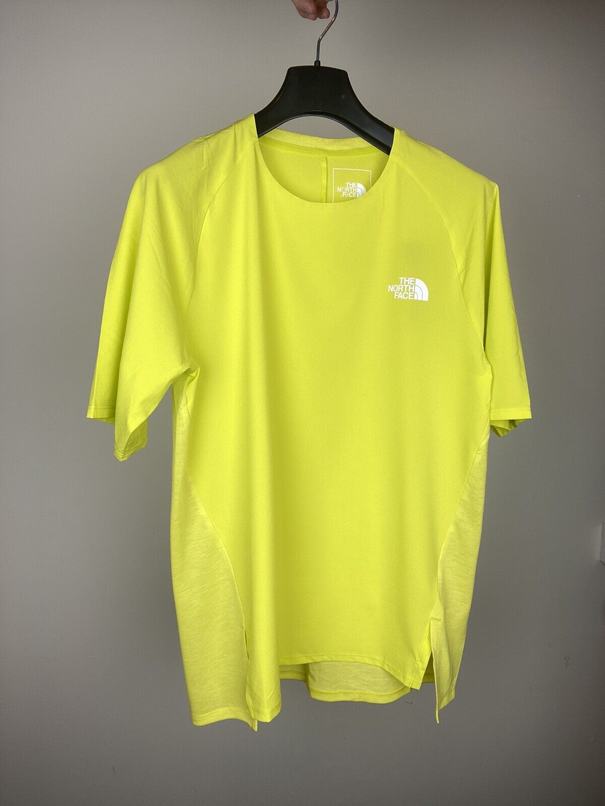 The North Face Advant S/S Athletic T-Shirt / Sulphur Green / BNWT / Medium