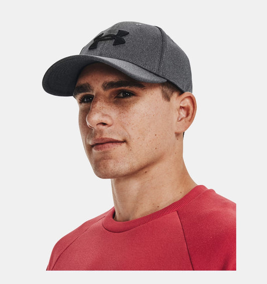 Under Armour Adult Heathered Blitzing 3.0 Stretch Cap / Black Graphite/ RRP £25