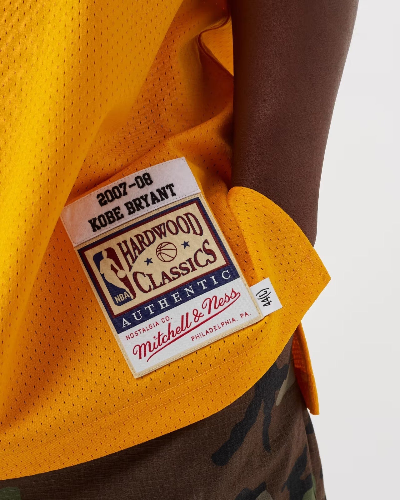 Mitchell & Ness Lakers 2007-08 Kobe Bryant 24 Basketball Jersey/Gold/ RRP £230