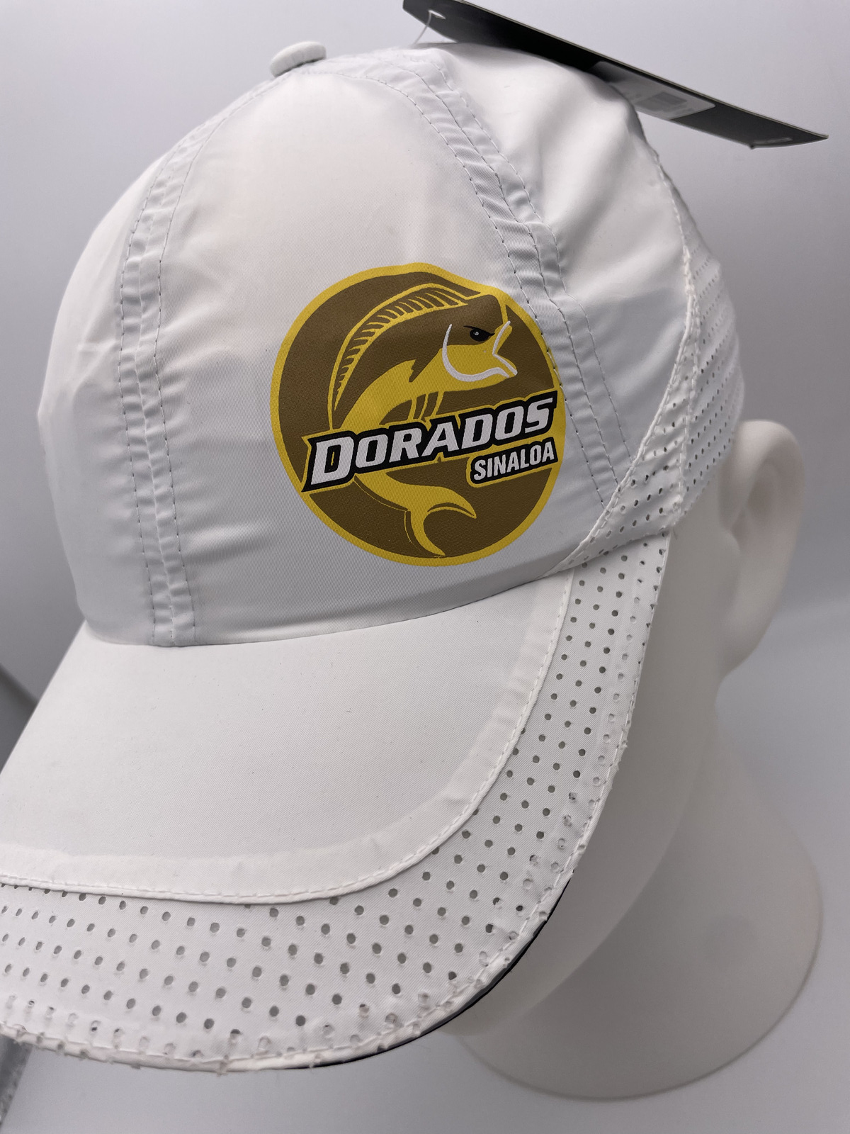 Charly 2018-19 Dorados de Sinaloa Cap / BNWT / White / RRP £15