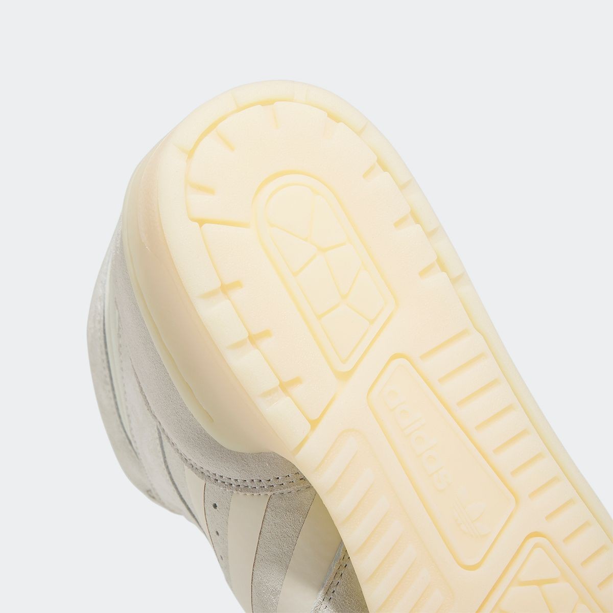 Adidas Mens RIVALRY HI Trainers / Off White / BNIB / RRP £95