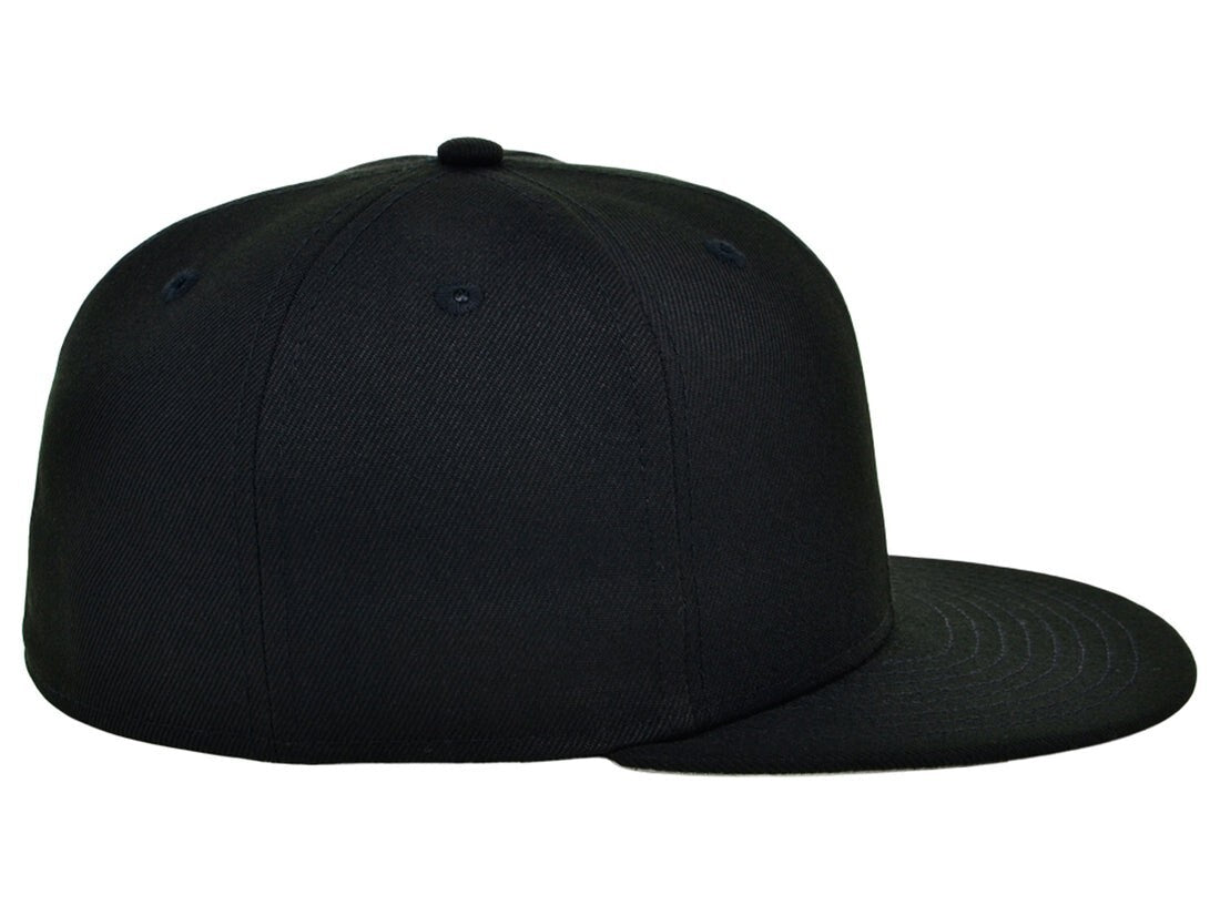 Unisex Plain Full Court Fitted Hat / Black Grey / £22