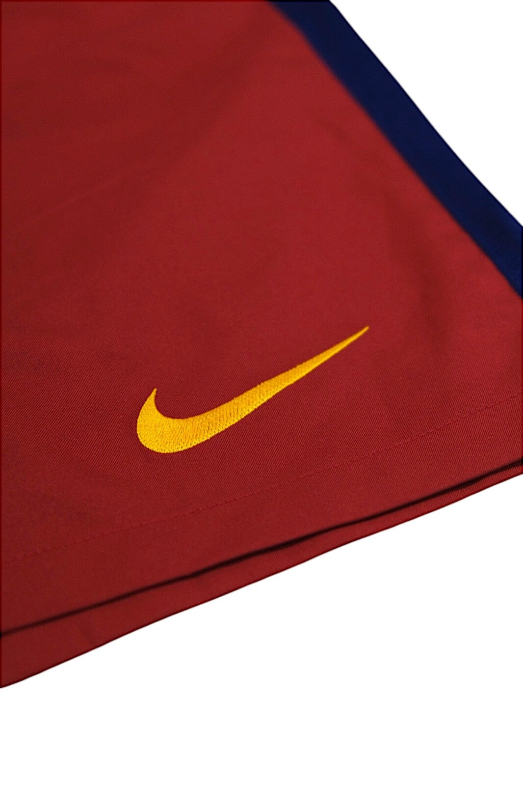 Nike 2015-16 Barcelona Home Shorts / Mens / Red / RRP £34.99
