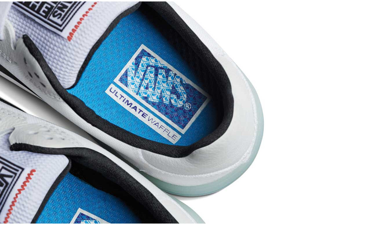 Vans UA Evdnt Ultimate Waffle / White Black / Unisex / RRP £95
