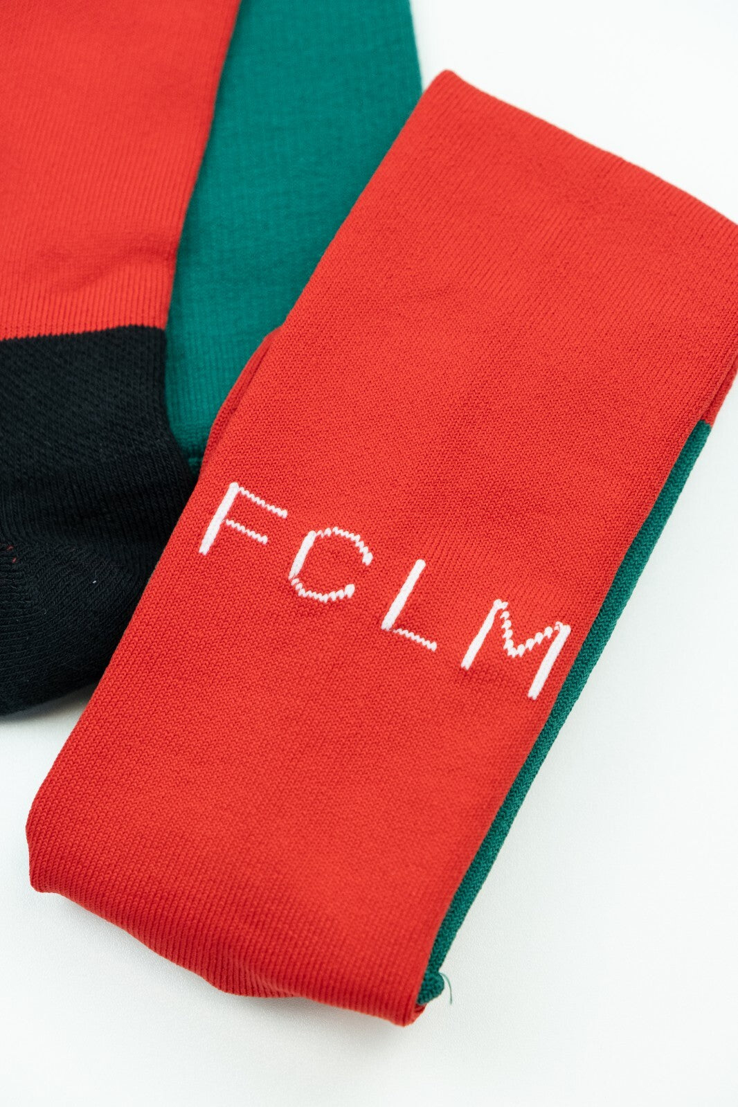 Under Armour 2019-20 Lokomotiv Moscow Home Socks / Red / Mens / RRP £14.99