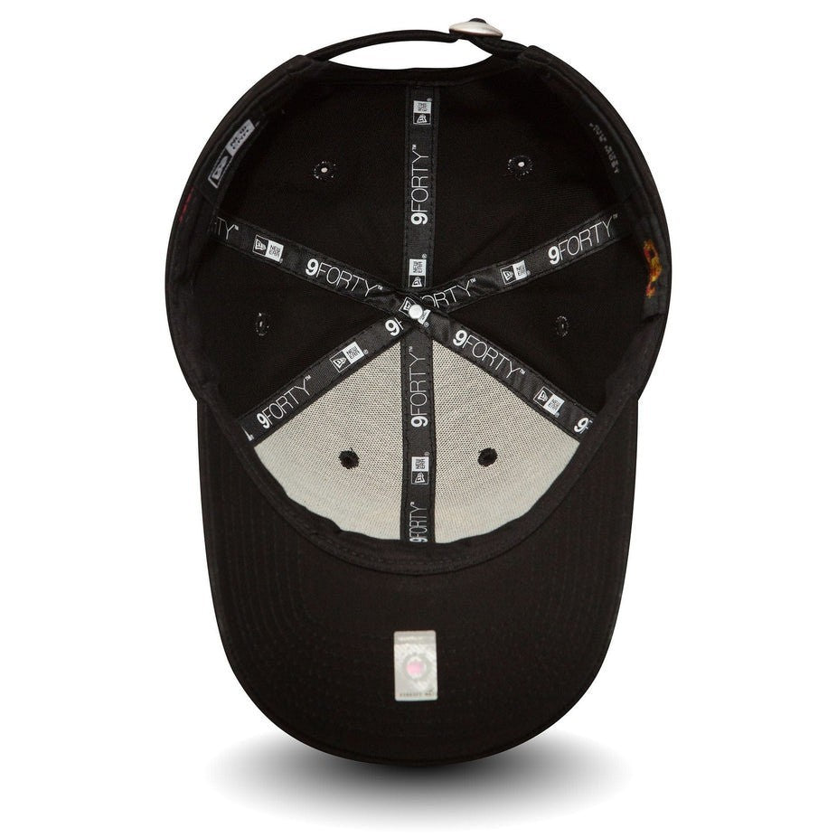 New Era Adult Manchester United Essential Black 9FORTY Cap / Black / RRP £24