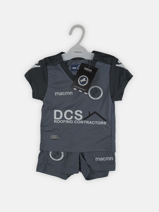 Macron Kids 2018-19 Millwall Away Shirt & Shorts Football Kit / Grey /RRP £29.99