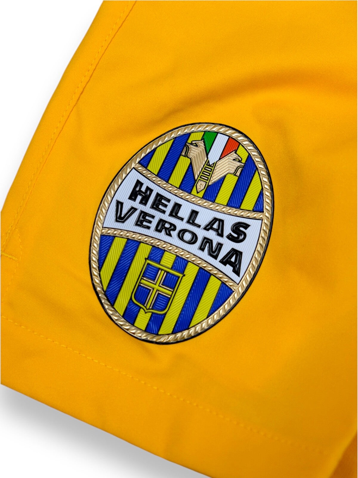 Nike 2015-16 Hellas Verona Away Shorts / Mens / Yellow / RRP £29.99