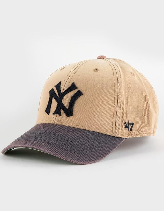 47 Brand New York Yankees 2-Tone MVP Cooperstown Snapback Cap / Beige / RRP £35