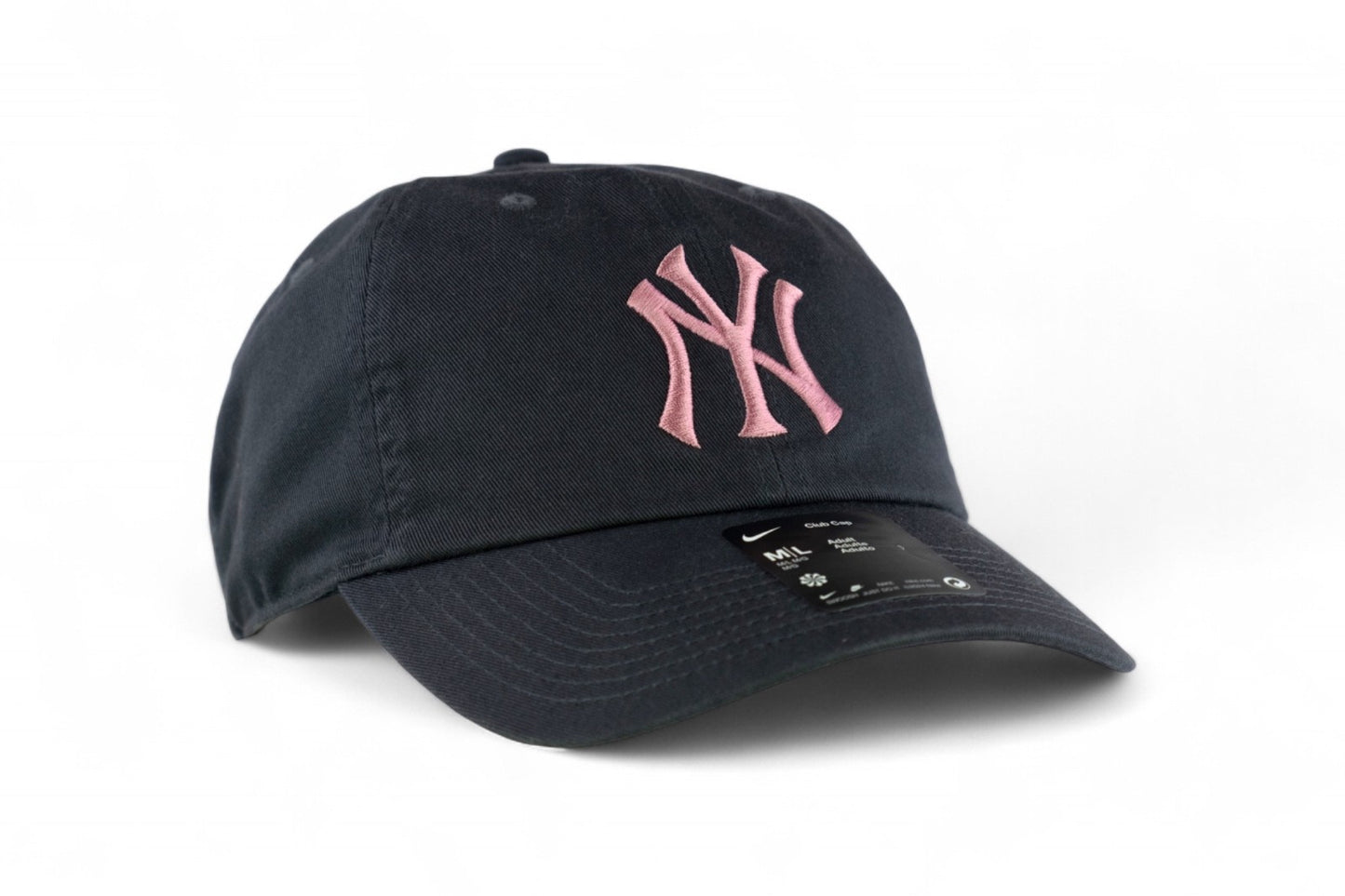 Nike Adult New York Yankees MLB Relaxed Club Cap / Grey Purple / RRP £22
