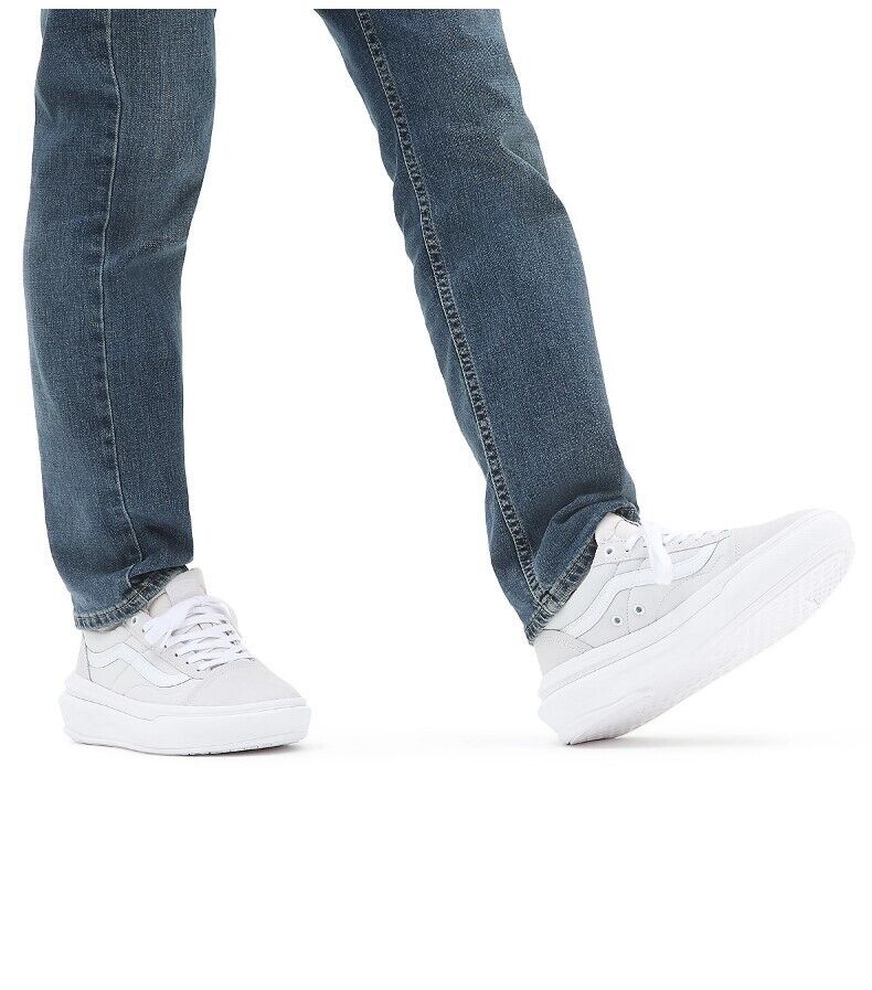 Vans Mens Old Skool Overt ComfyCush Trainers / Light Grey / RRP £95