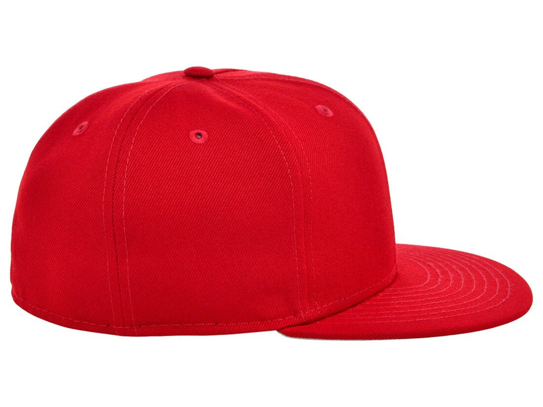 Unisex Plain Full Court Fitted Hat / Red / £22