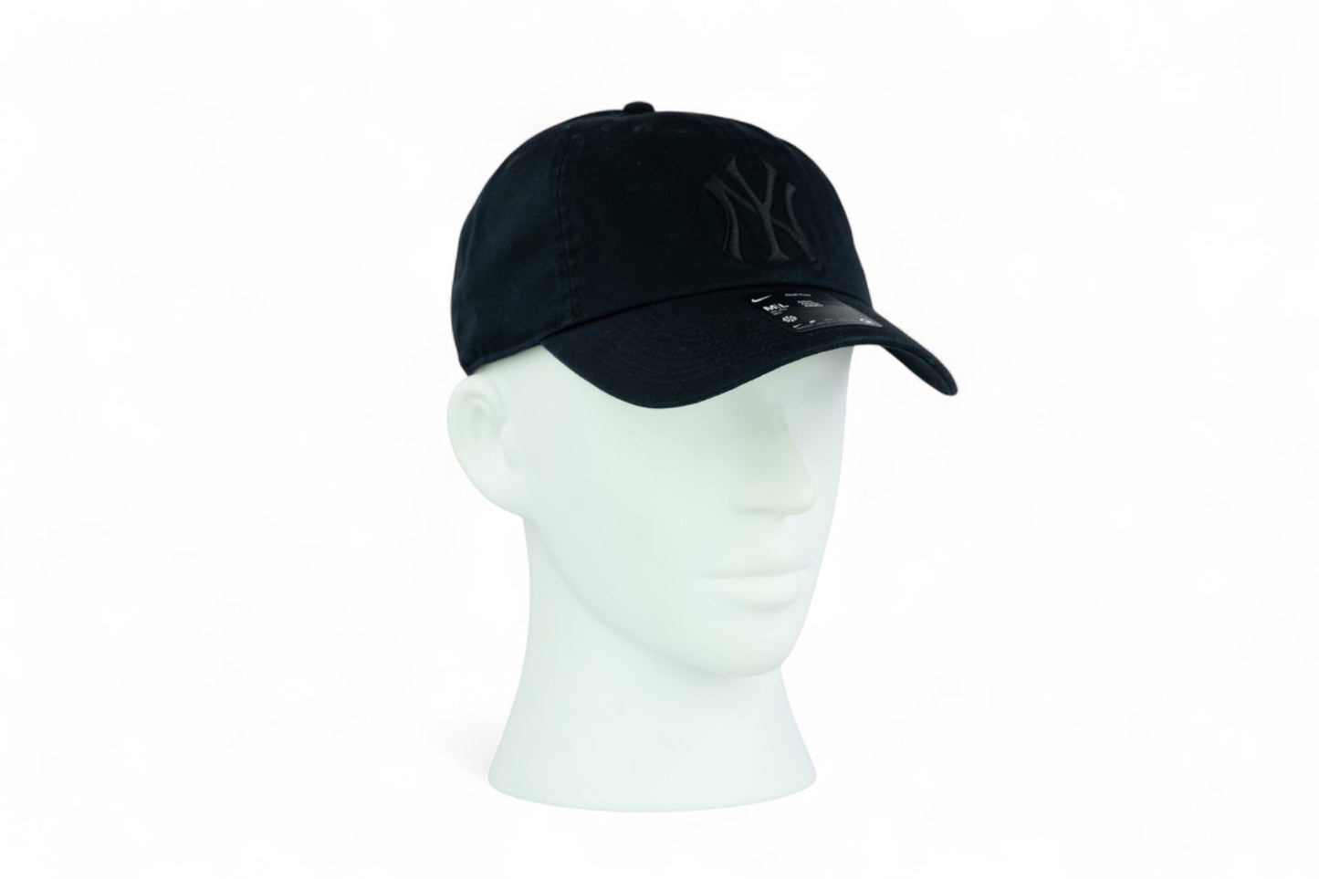 Nike Adult New York Yankees MLB Relaxed Club Cap / Black Black / RRP £22