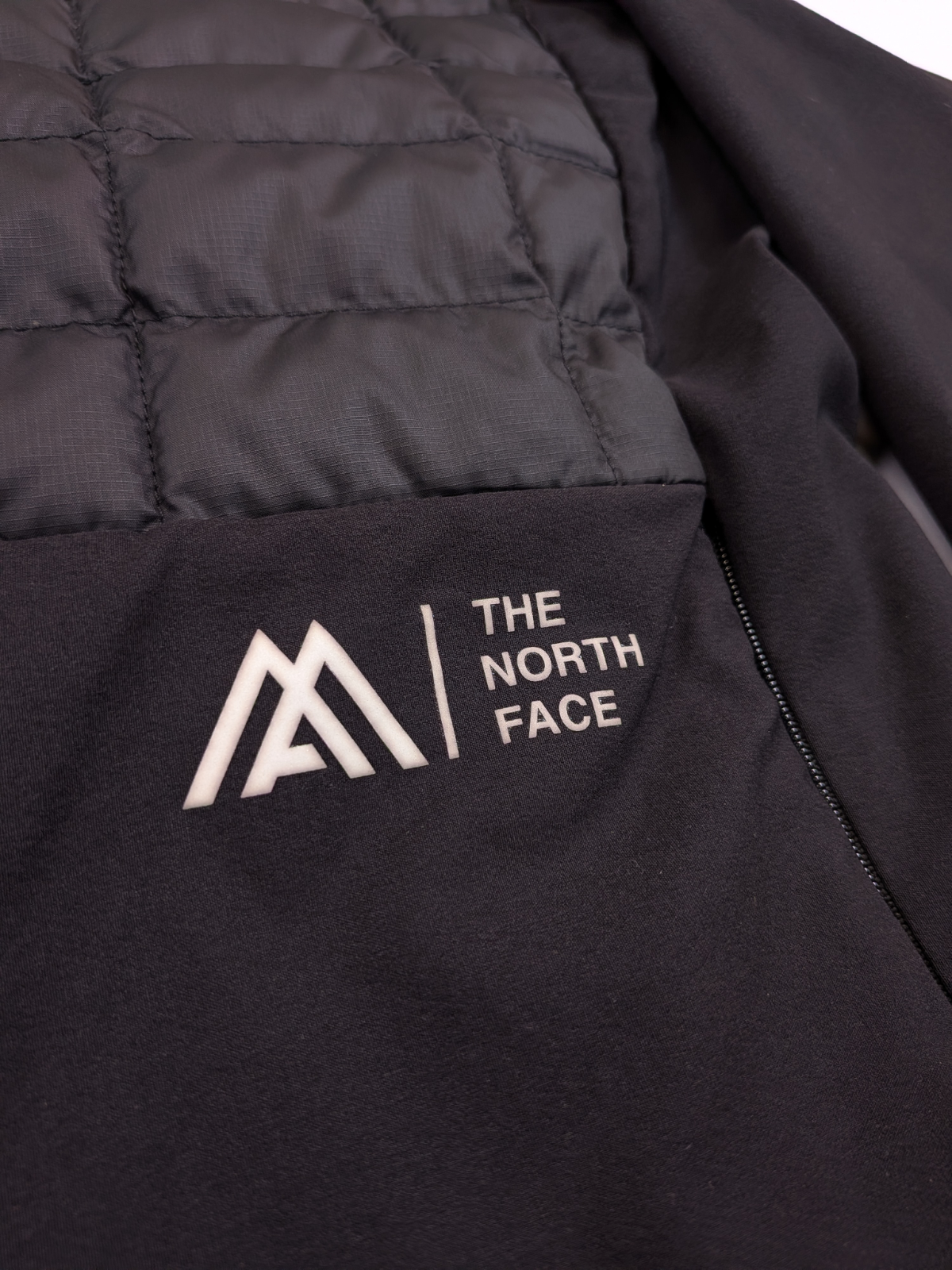The North Face Mens Lab Hybrid Thermoball Jacket / Black / RRP £150