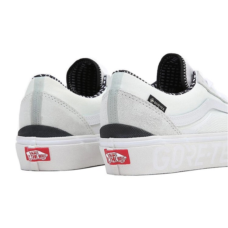 Vans Old Skool Trainers / Gore-Tex Hi & Dry White Black / RRP £110