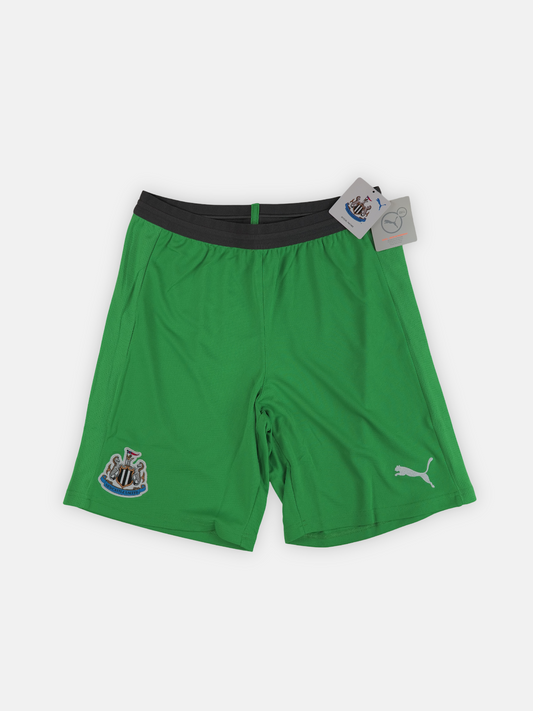Puma Mens 2018-19 Newcastle Gk Home Football Shorts / Green / RRP £29.99