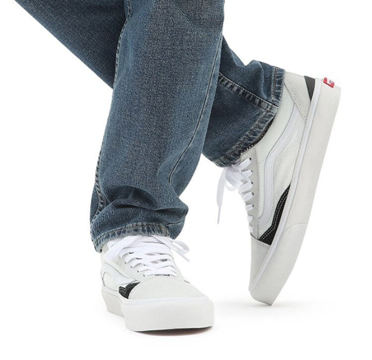 Vans Old Skool Trainers / Gore-Tex Hi & Dry White Black / RRP £110