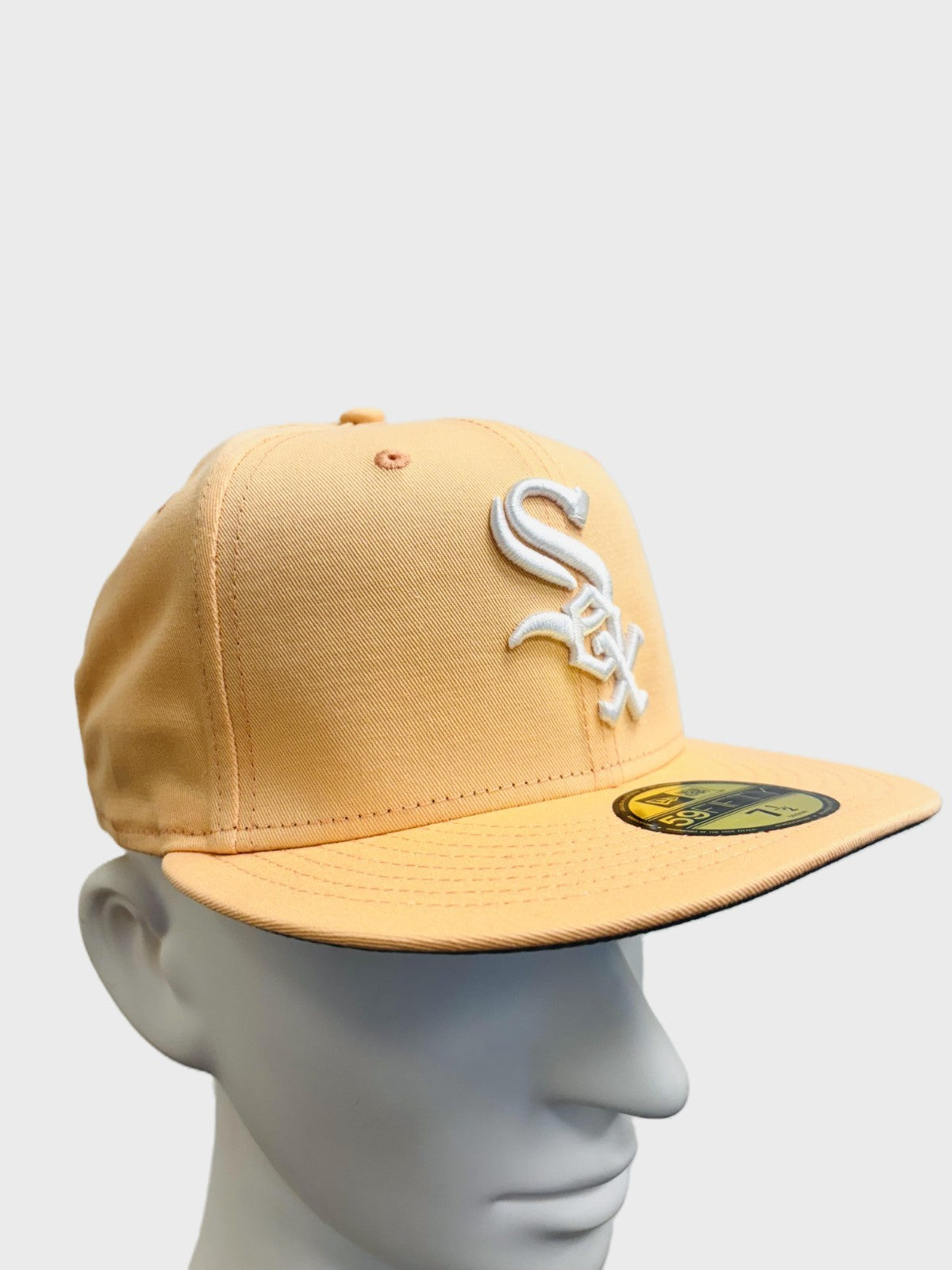 New Era Chicago White Sox 5950 Fitted Cap / Peach White / RRP £34