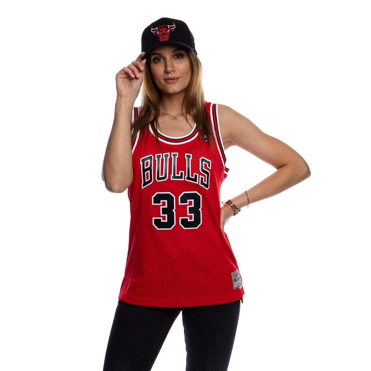 Mitchell & Ness Chicago Bulls Scottie Pippen Basketball Jersey / Red / RRP £95