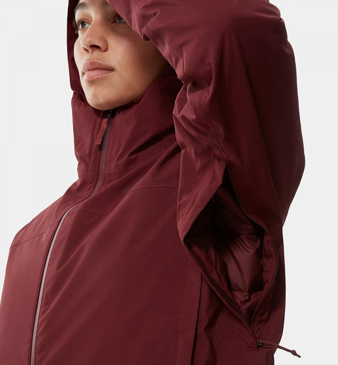The North Face Women's Mountain Light Futurelight Triclimate Jacket / BNWT / Red