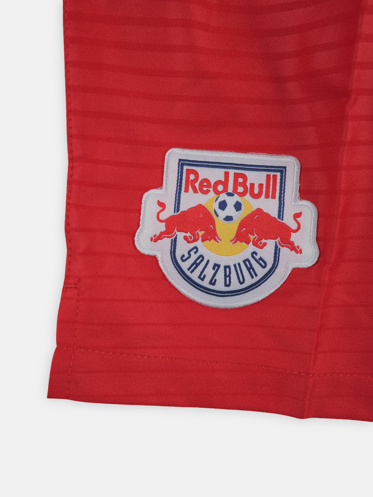 Nike Kids 2015-16 Red Bull Salzburg Home Football Shorts / Red / RRP £22.99