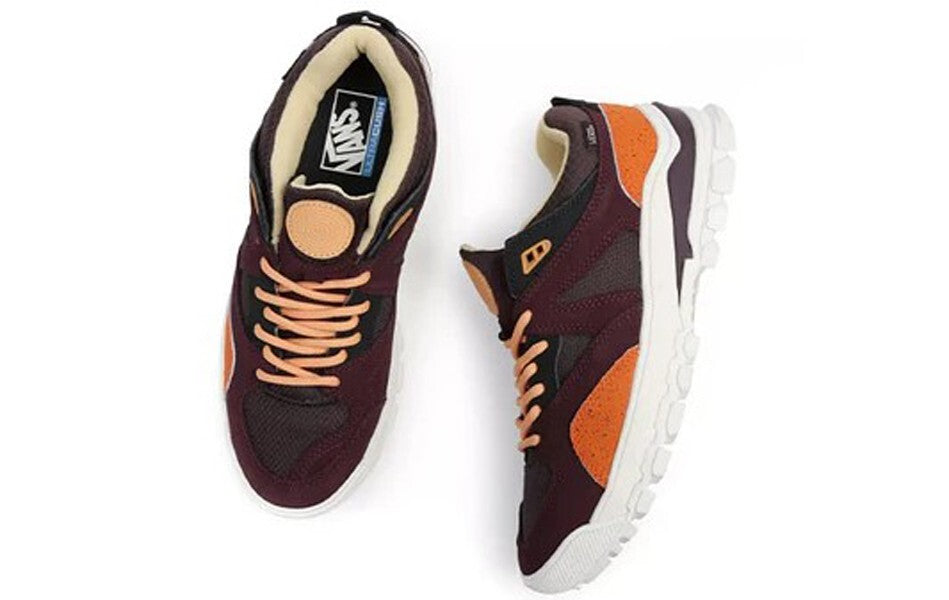 Vans Amzn Trailhead Trainers / Brown / RRP £125