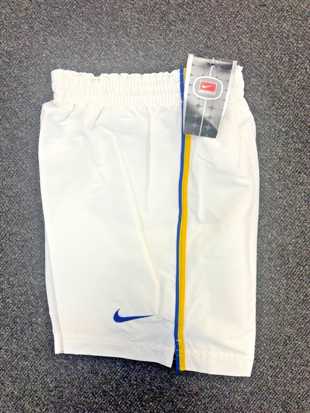 Nike Kids Leeds United Football Shorts / 2000-02 / Home White / RRP £20