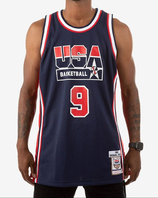 Mitchell & Ness USA Michael Jordan Baskeball Jersey / 1992 Navy Blue / RRP £110