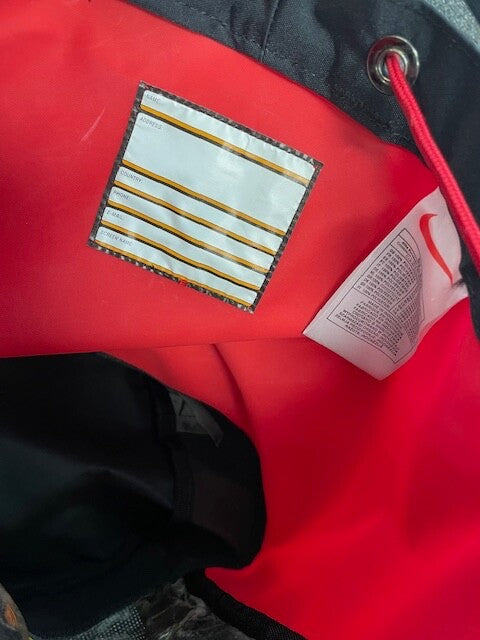 Nike Kids Manchester United Nike Duffle Backpack / BNWT / Black Red / RRP £25