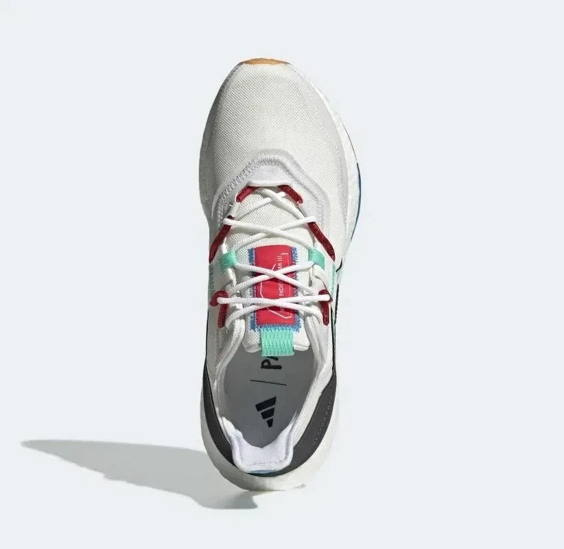 Adidas Womens ULTRABOOST 22 X PARLEY Trainers / BNIB / White / RRP £160