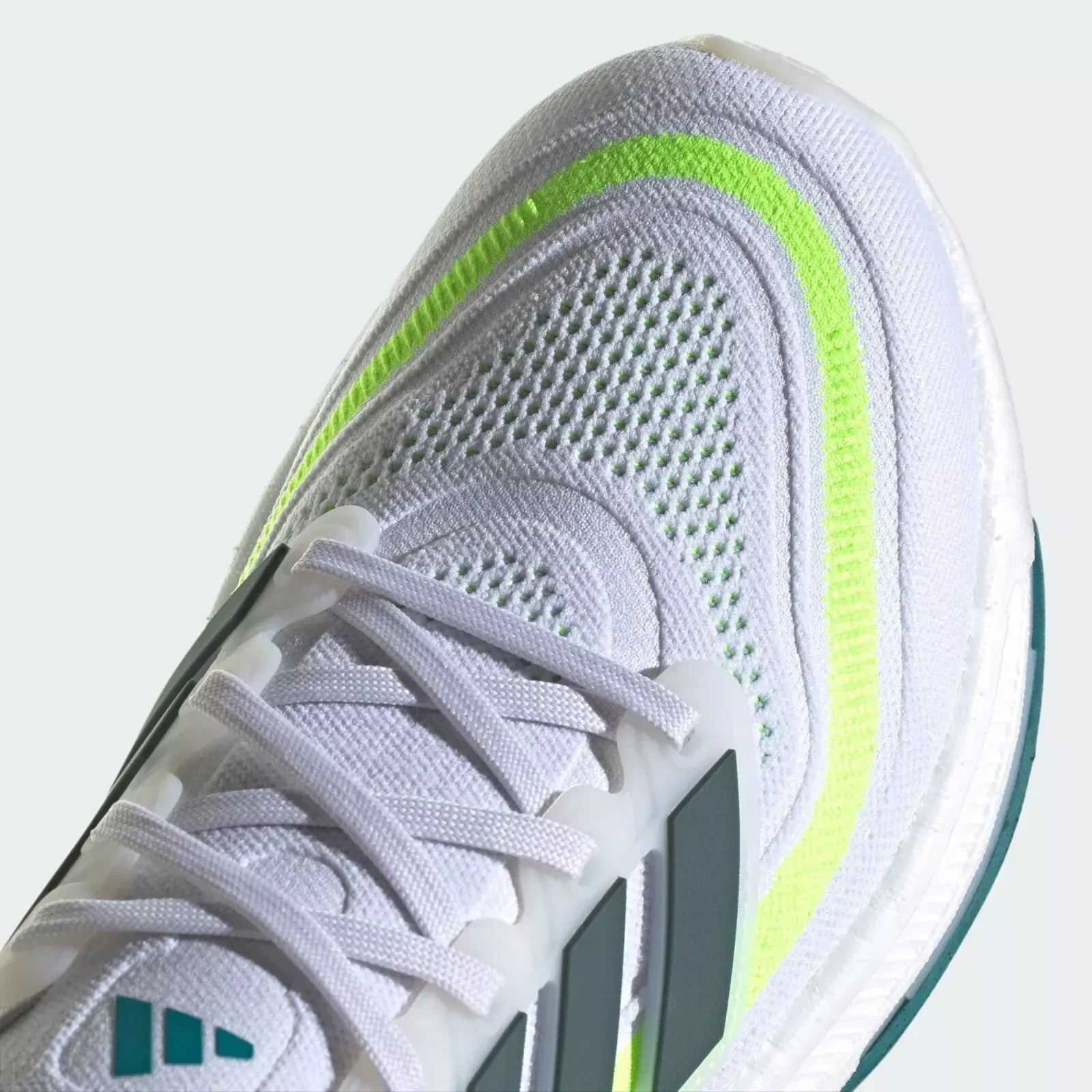 Adidas Mens ULTRABOOST LIGHT Trainers / White / BNIB / RRP £170