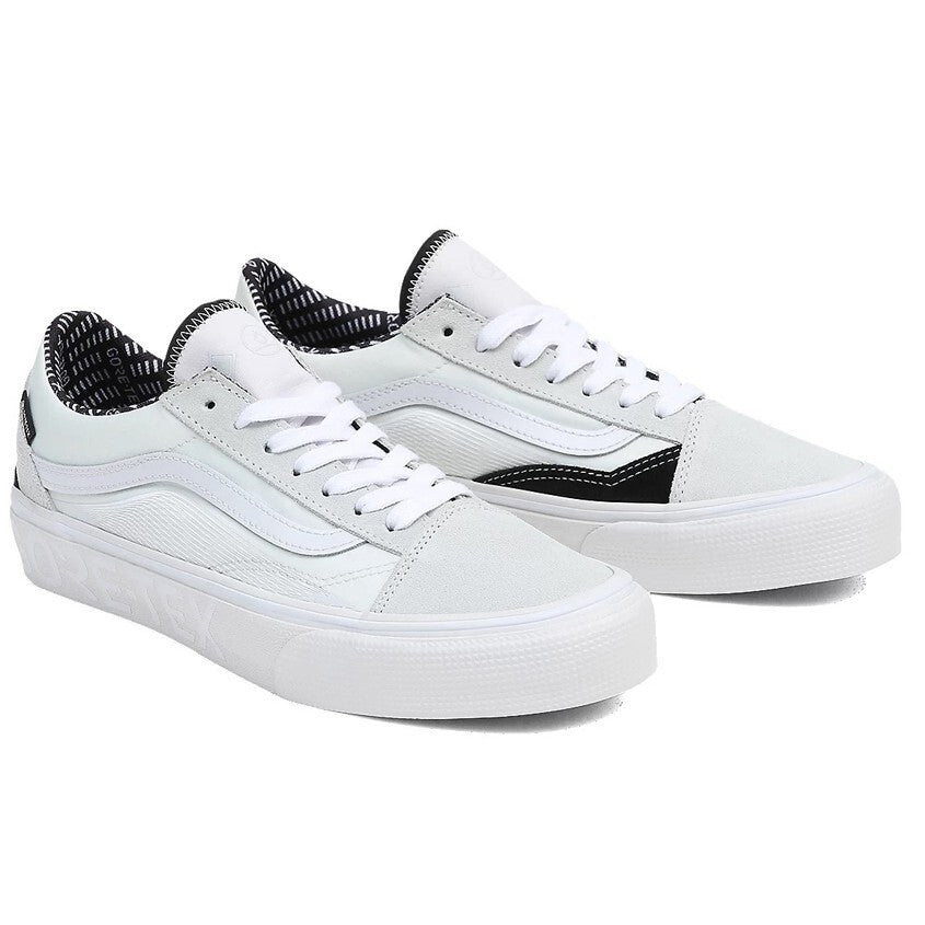Vans Old Skool Trainers / Gore-Tex Hi & Dry White Black / RRP £110