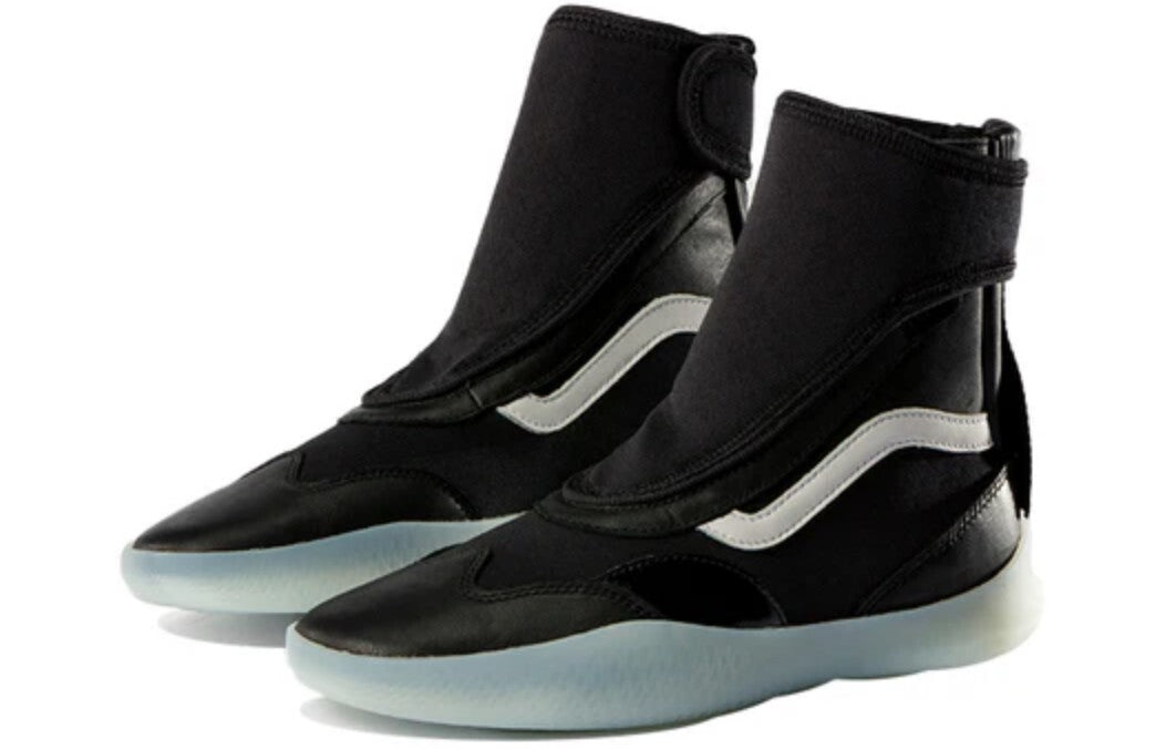 Vans Mens Boot Skool LX / Black, True White / RRP £130