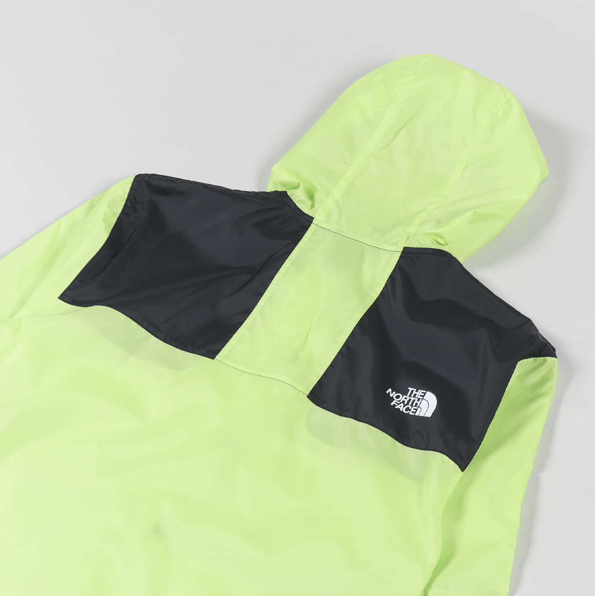 The North Face Mens Seasonal Mountain Jacket / BNWT / Sharp Green / RRP £90