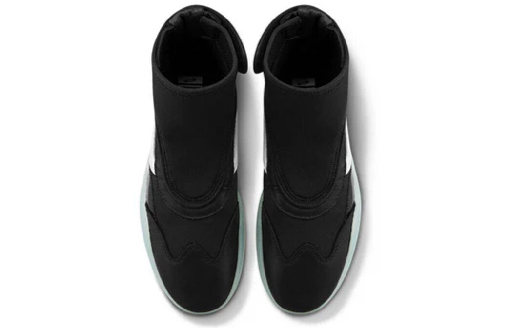 Vans Mens Boot Skool LX / Black, True White / RRP £130