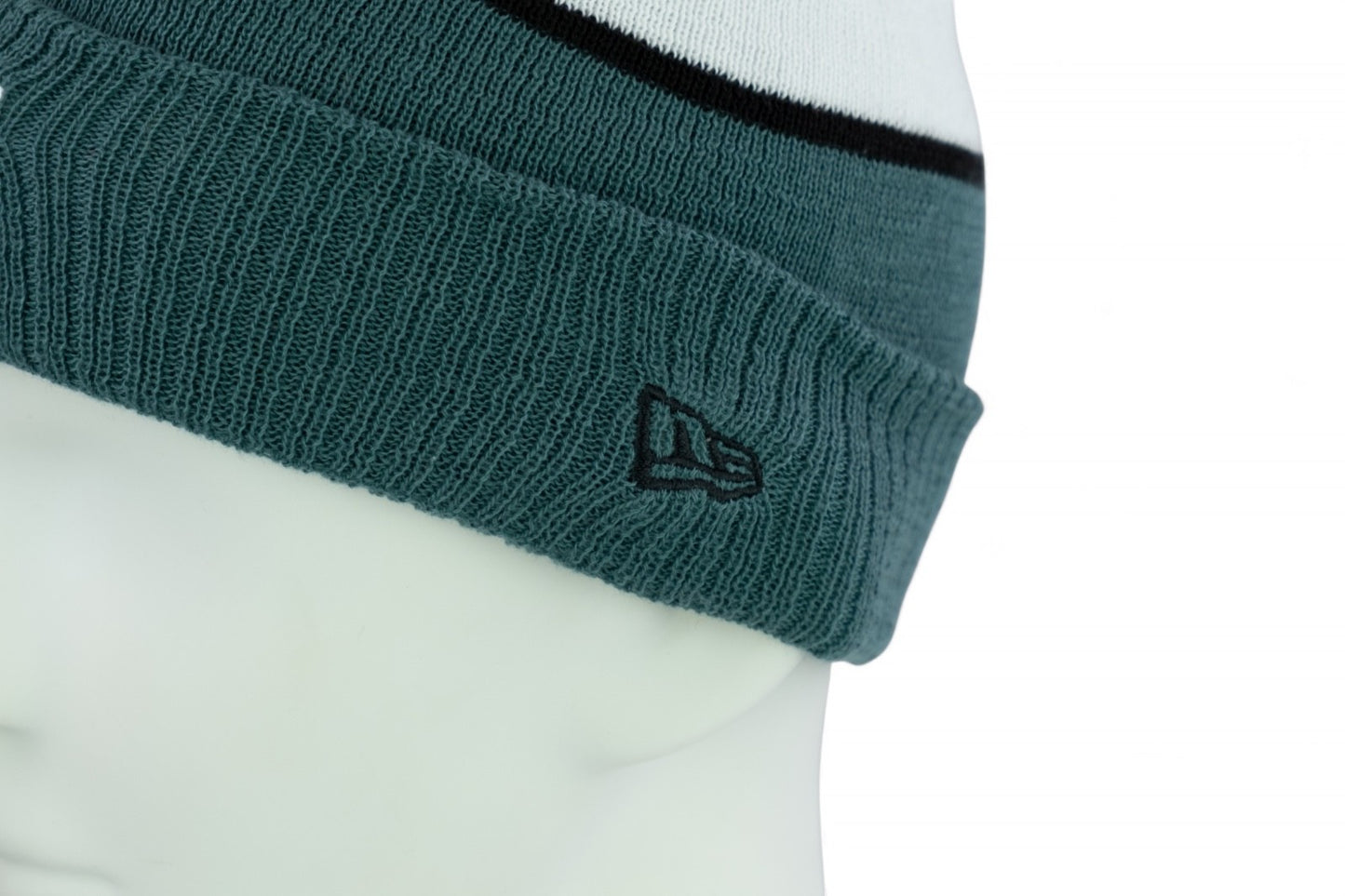 New Era Philadelphia Eagles Team Stripe Knit Hat / Green White / RRP £28