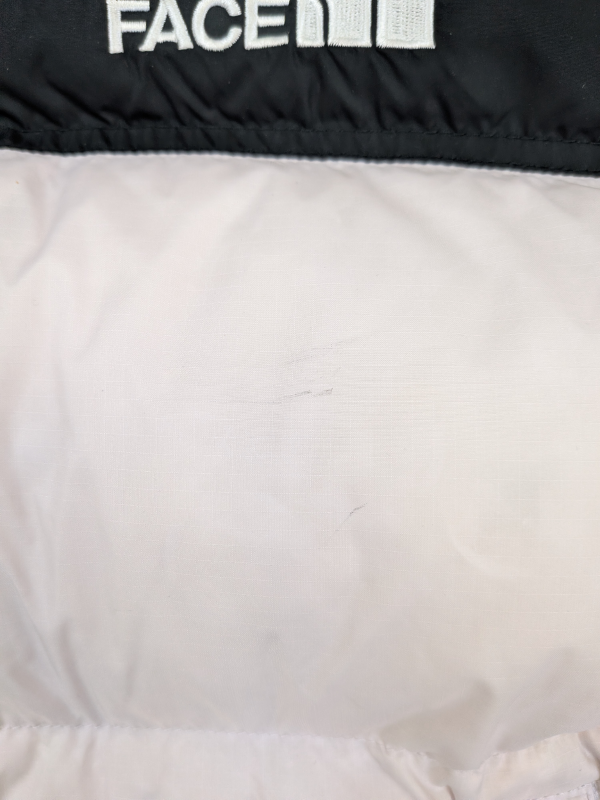 The North Face KIDS 1996 NUPTSE JACKET / Lavender Fog / RRP £170