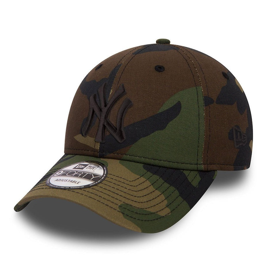New Era Adult New York Yankees Essential Camo 9FORTY Cap / Camo / RRP £23