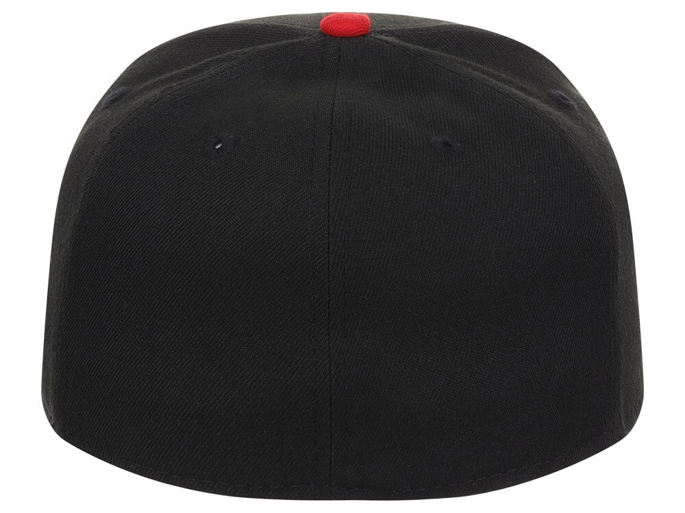 Unisex Plain Full Court Fitted Hat / Black Red / £22