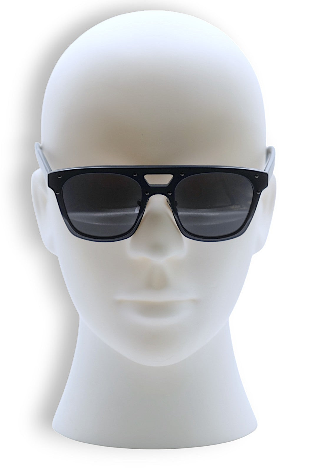 Vilebrequin Sunglasses / Unisex / Navy Blue / RRP £165