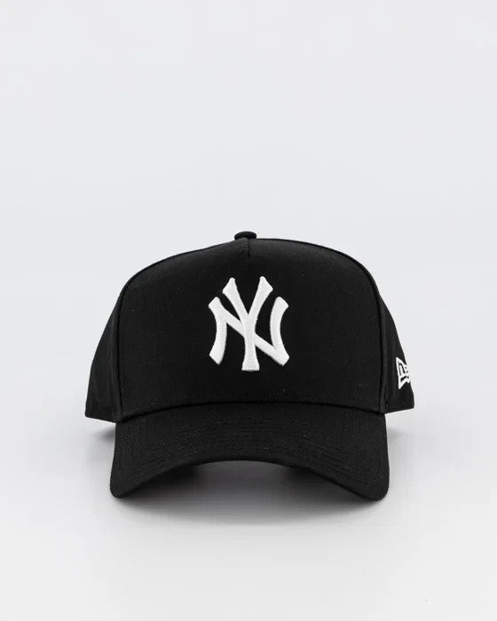 New Era New York Yankees NY MLB 9FORTY A Frame Cap / Black White / RRP £27