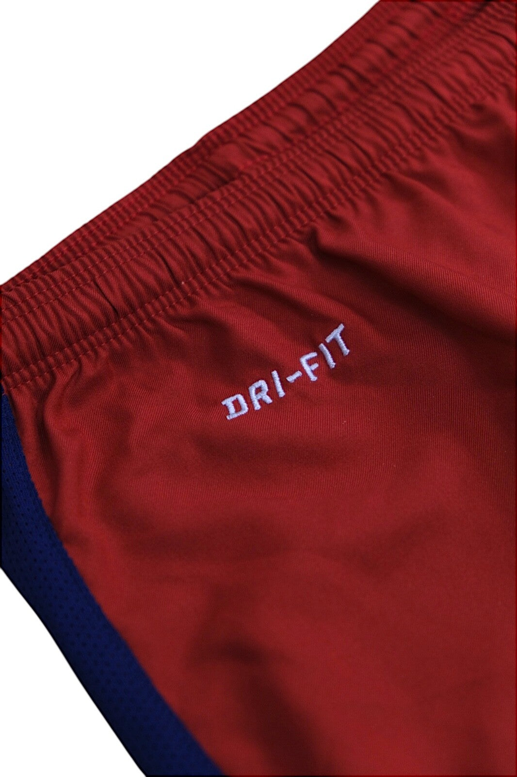 Nike 2015-16 Barcelona Home Shorts / Mens / Red / RRP £34.99