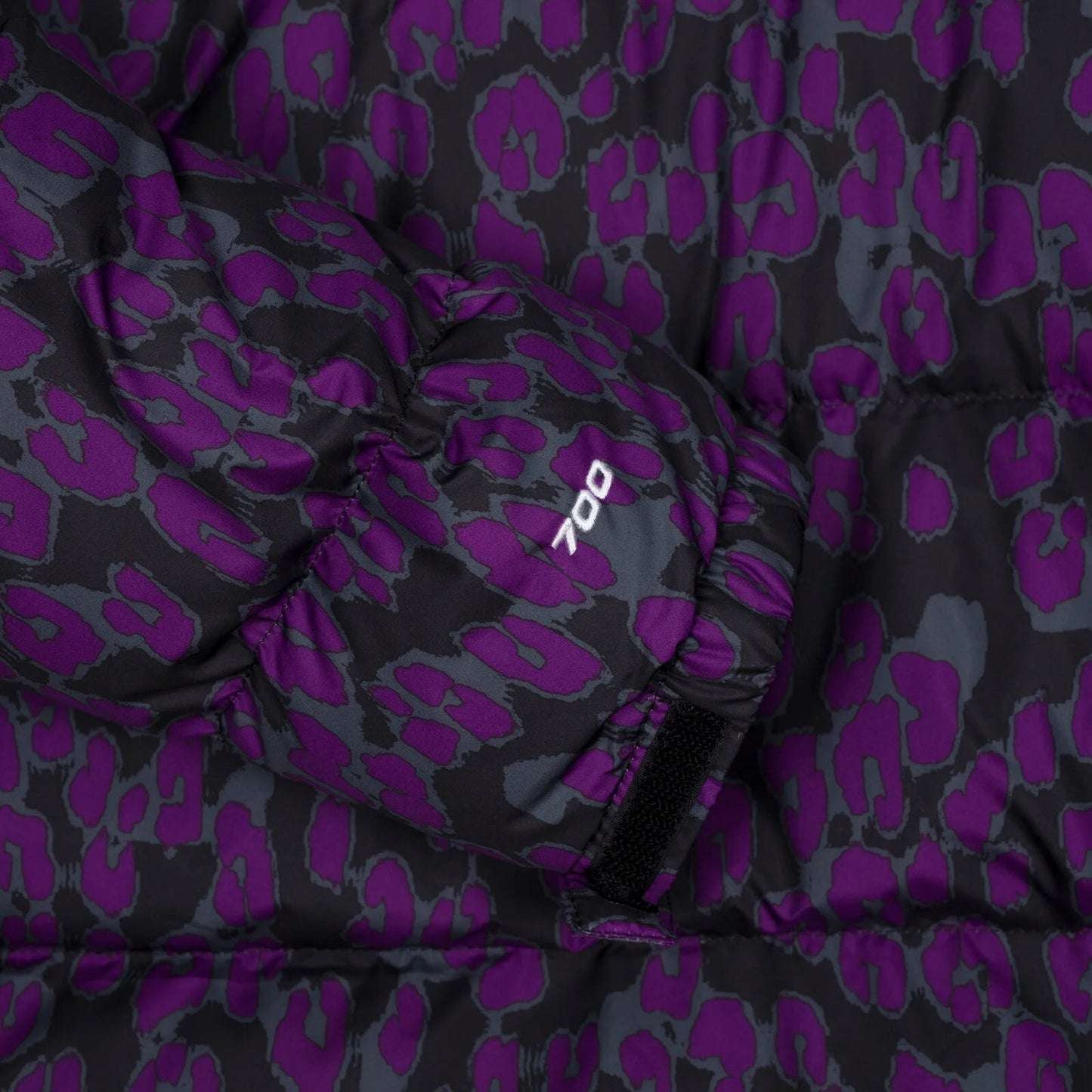 The North Face Women's Print Nuptse Puffer Jacket / Black Purple Print / Rrp £30